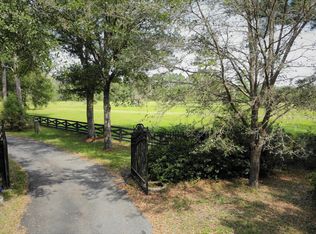 6113 Quiet Country Ln, Jacksonville, FL 32218