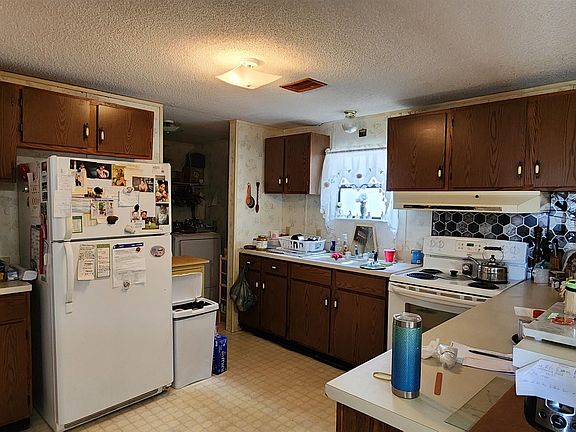 4th image of 4018 Elliot Rd