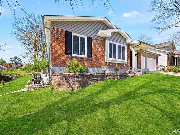 2nd image of 5607 Dantonaire Pl