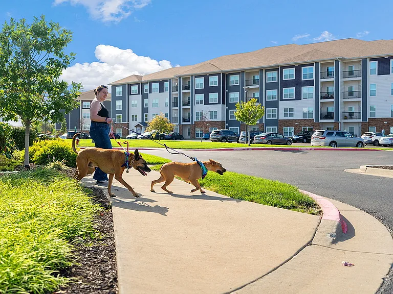 Our pet policy welcomes dogs of all breeds and sizes with plenty of pet-friendly amenities.