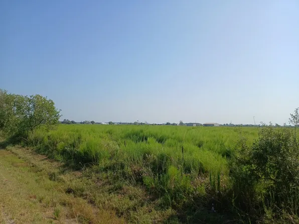 E Friesen Rd, Lake Charles, LA 70607
