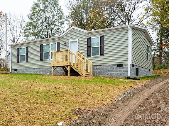 2nd image of 607 Stewart Ct