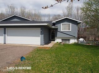 929 W River Rd, Champlin, MN 55316