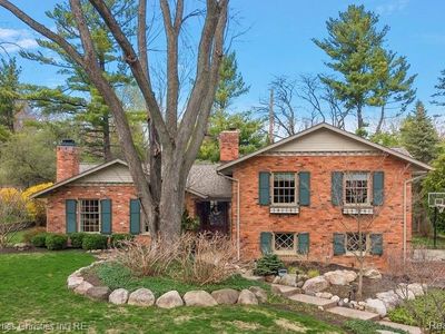 3648 Halla Ln, Bloomfield Hills, MI, 48301