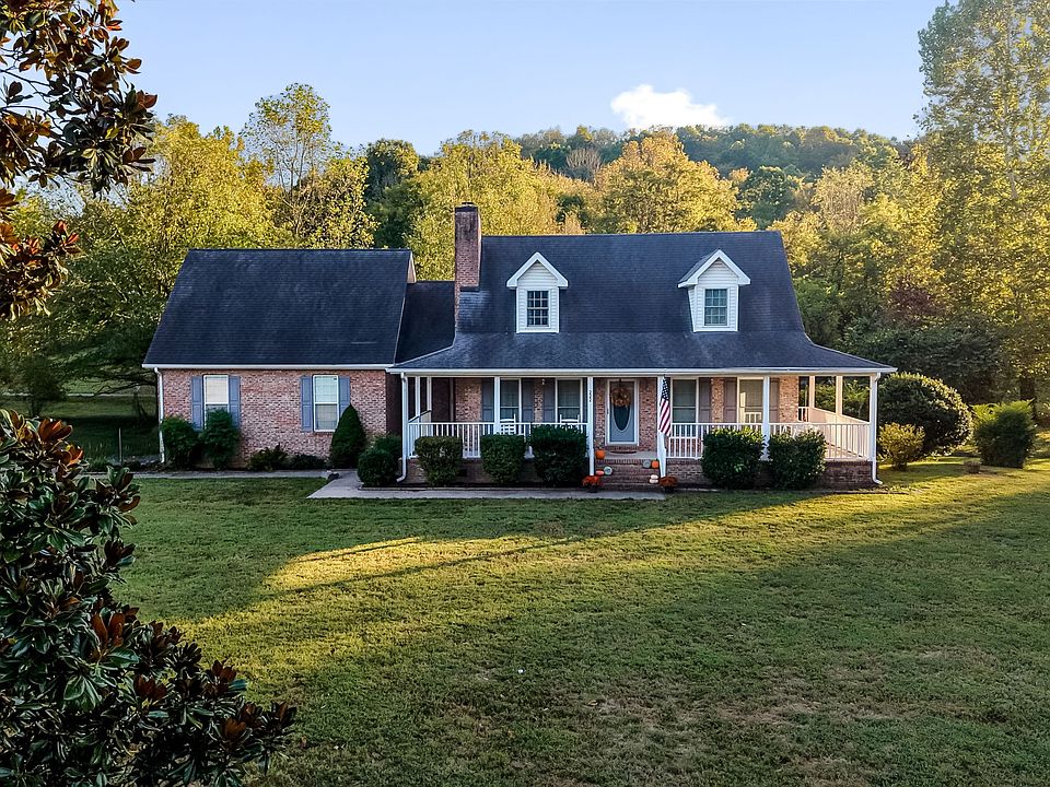 1st image of 222 Amanda Dr