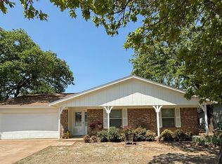 411 Briarwood Dr, Eastland, TX 76448
