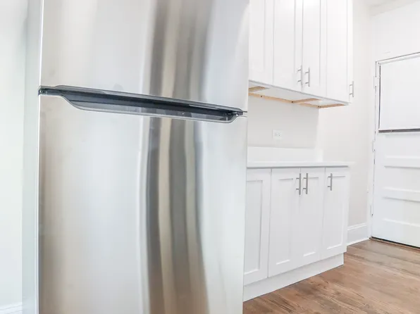 5742 S Stony Island Ave APT 3, Chicago, IL 60637