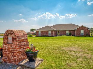 21300 N County Road 1960, Mangum, OK 73554