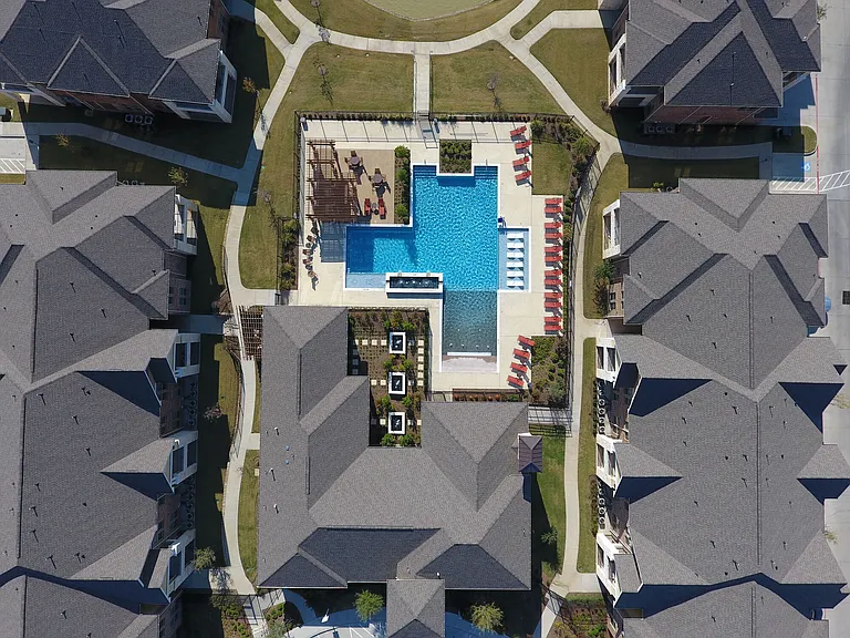 Enclave at Mira Lagos I — Photo 1