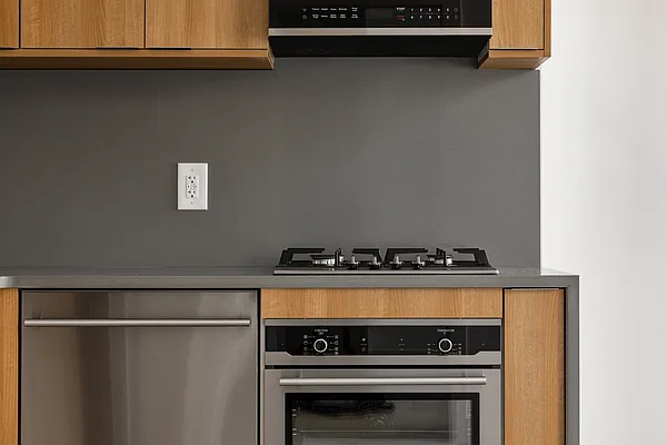 Rented by Dallien Realty Limited Liability Company | media 23