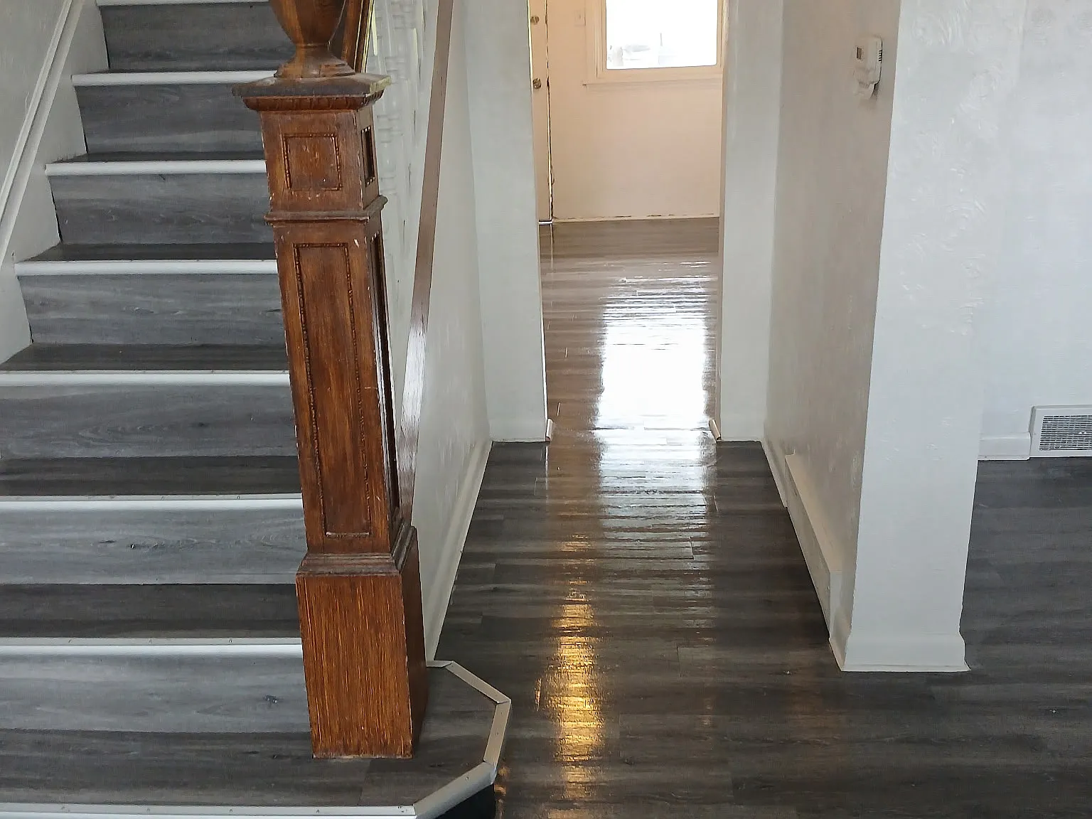 3 bed, 1280 sqft, $1,375 — Photo 2