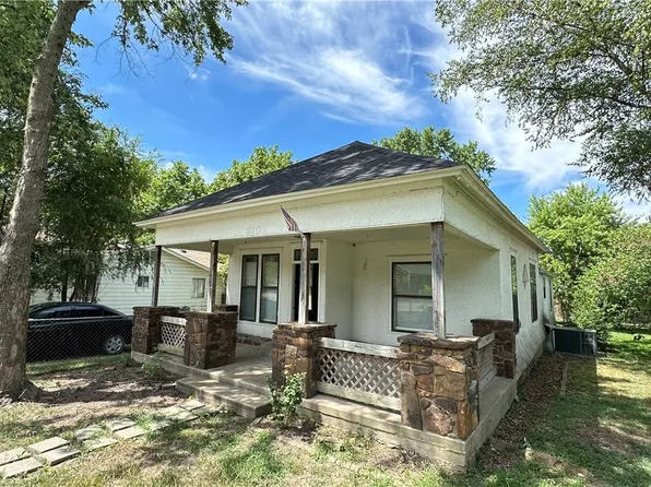 620 S Washington St, Siloam Springs, AR 72761