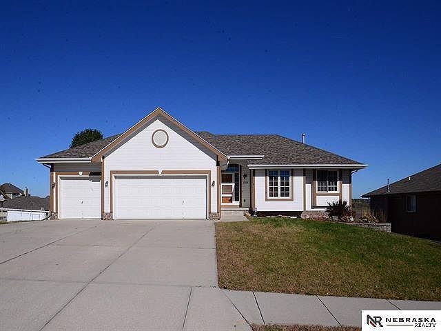 1st image of 2204 Kara Dr