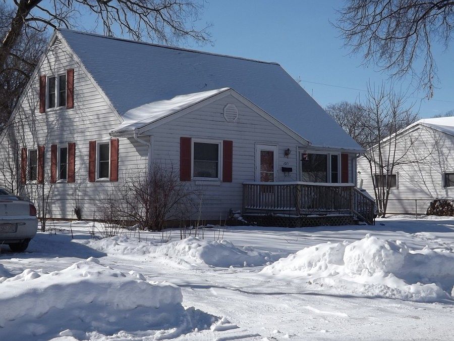 1071 Rockdale St, Green Bay, WI 54304 Zillow
