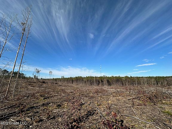 5th image of 2 Old Pickens Rd