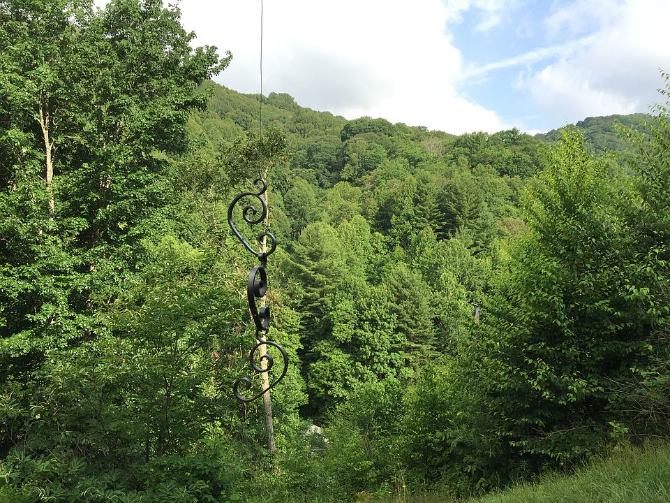 2nd image of 900 Smith Creek Rd