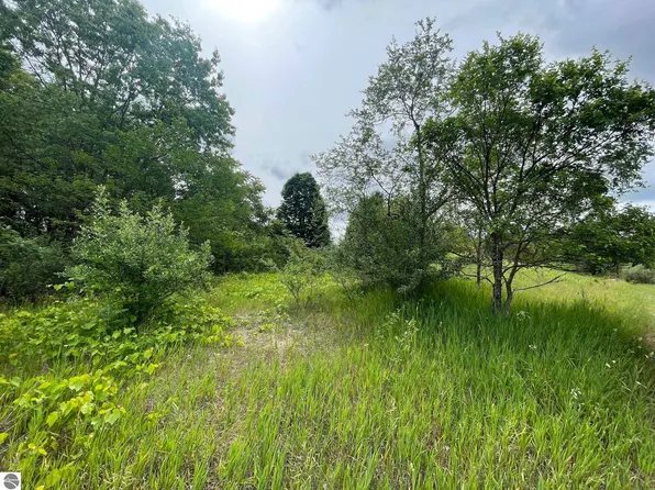 183A Smith Rd, Traverse City, MI 49696