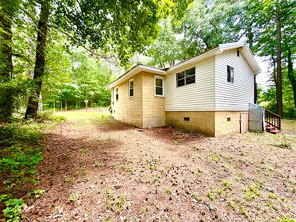 4th image of 217 Sharpe Rd