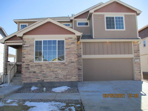 1943 Golden Horizon Dr, Windsor, CO 80550