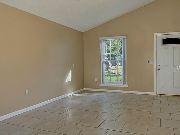 5th image of 3872 Berkshire Ct