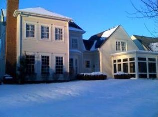33 Pickett Pl, New Albany, OH