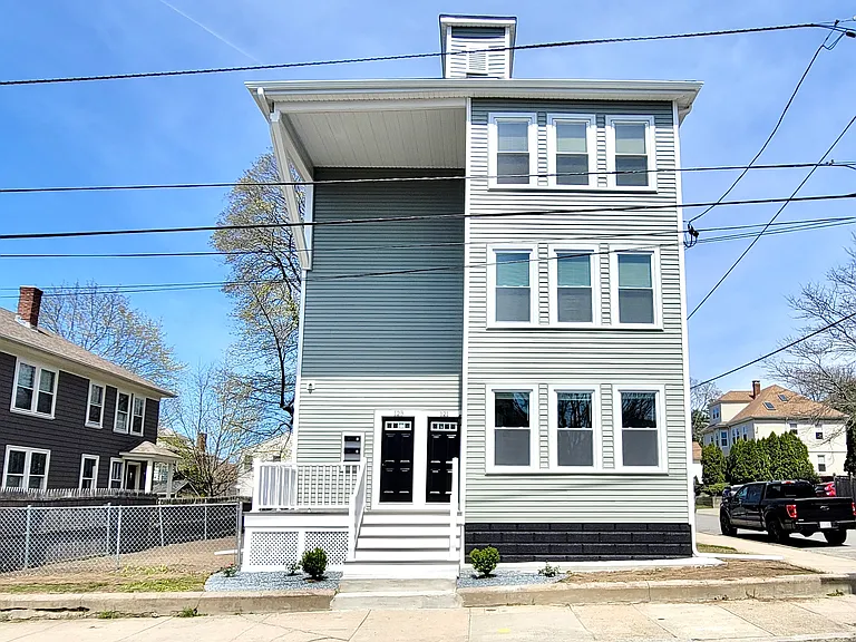 121 Lowden St #2 — Photo 7
