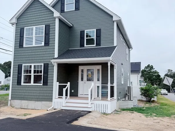 59 Sparks St, Lowell, MA 01854