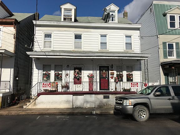 2nd image of 406 Pine Hill St