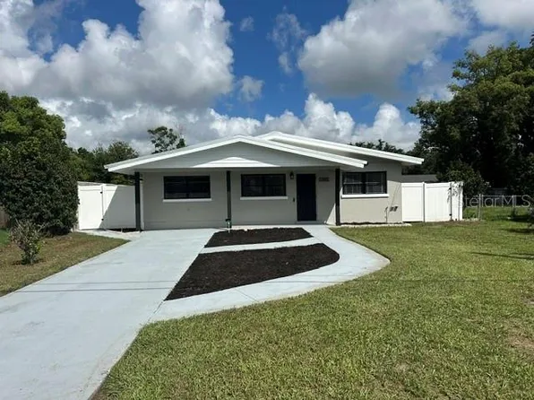 1365 Sheridan St SW, Winter Haven, FL 33880
