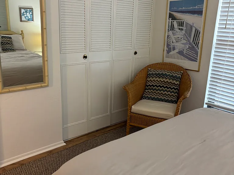 20 Greenbrier St #208 — Photo 30