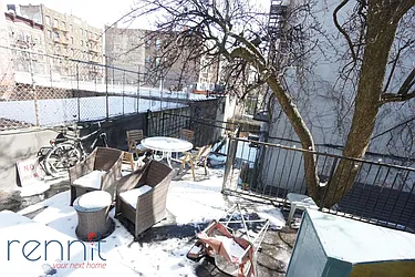 Rented by Rennit Inc.