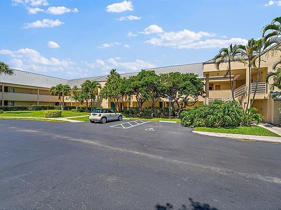 2nd image of 1605 S Us Highway 1 APT M2-101