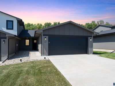 107 N Summit Ave, Tea, SD, 57064