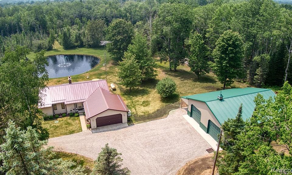 1365 N Lakeside Trl, Barton City, MI 48705 MLS 20230054154 Zillow