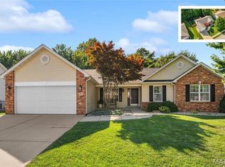 961 Sturbridge Trl, O'Fallon, IL 62269