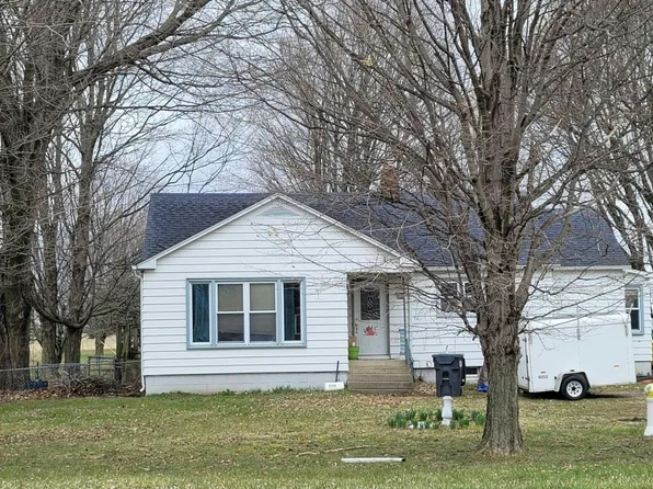 40732 W Red Arrow Hwy, Paw Paw, MI 49079