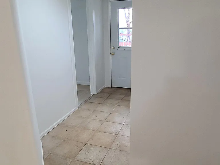 10502 Victory Ln NE #B — Photo 23