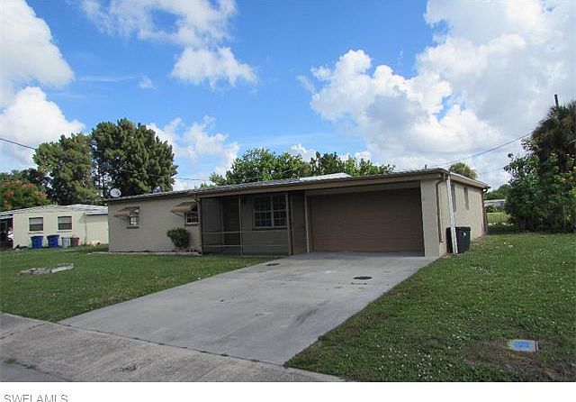 1st image of 942 Lakeview Dr