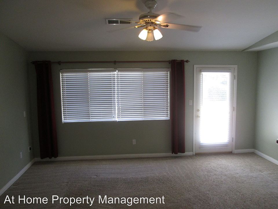 2nd image of 615 Wanstead Ln