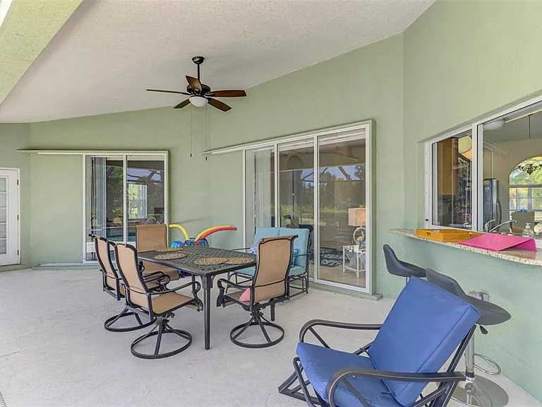 900 Park Place Dr — Photo 15