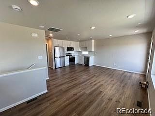3rd image of 18219 E 51st Place