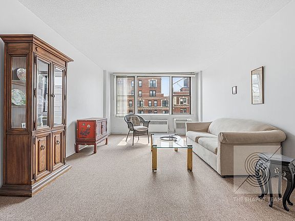 2nd image of 200 W 79th St APT 17H