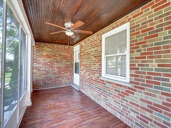 4th image of 6637 Elwynne Dr