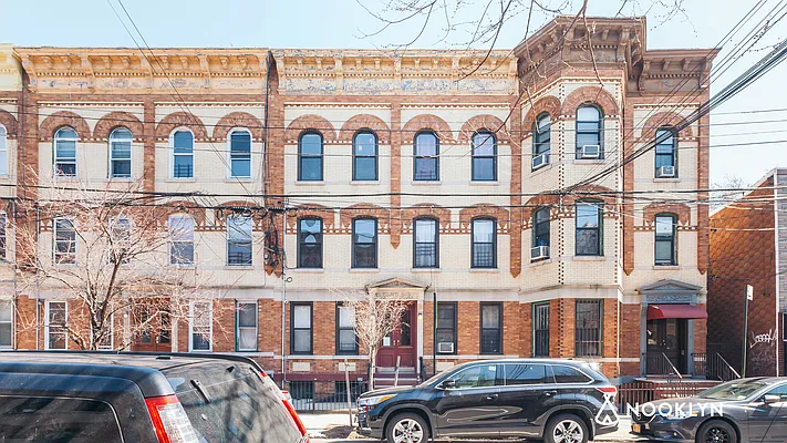 Rented by Nooklyn NYC LLC | media 11