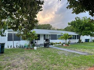 528 SW 4th Ave, Hallandale Beach, FL 33009