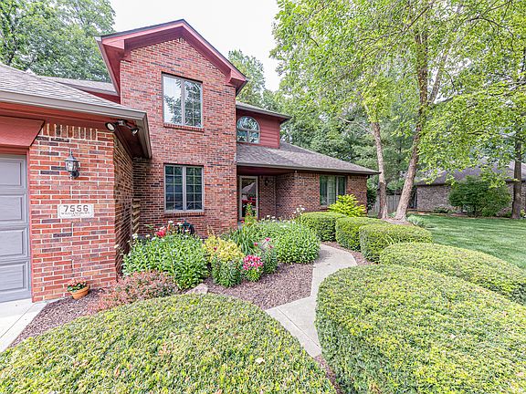 3rd image of 7556 Williamsburg Dr