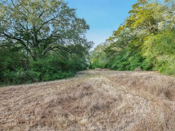 1200 State Highway 71 Bus, La Grange, TX 78945