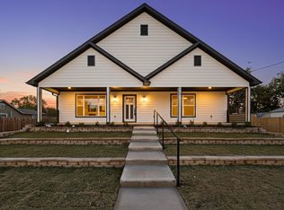 5912 Bertha Ln, Haltom City, TX 76117