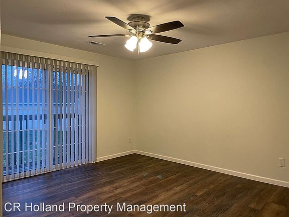 4th image of 208 Erin Lee St #11739979