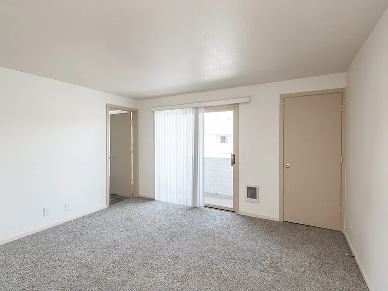 1050 NE Butler Market Rd #36 — Photo 12